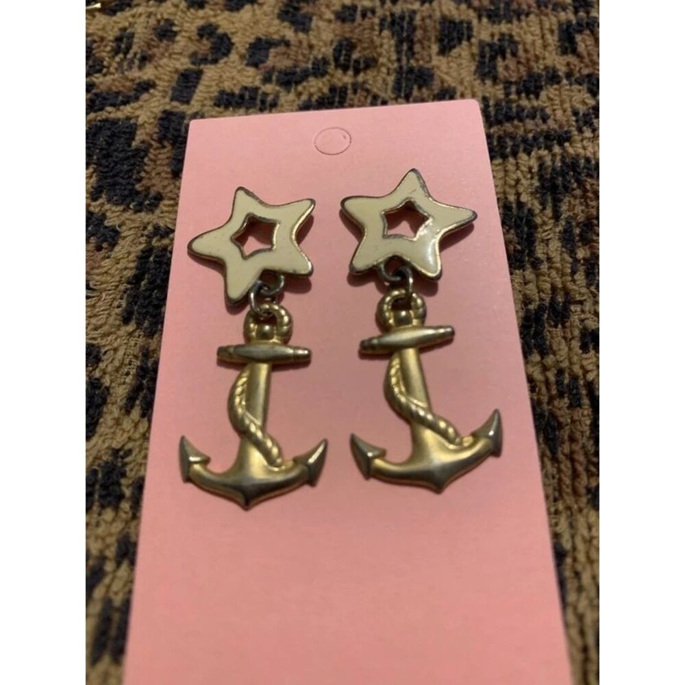 Rockabilly sailor earrings!